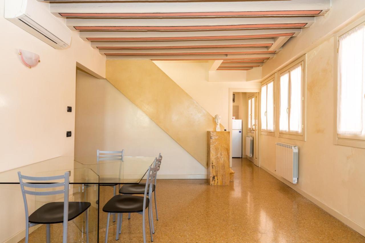 Ca' dei Mercanti Venezia Esterno foto