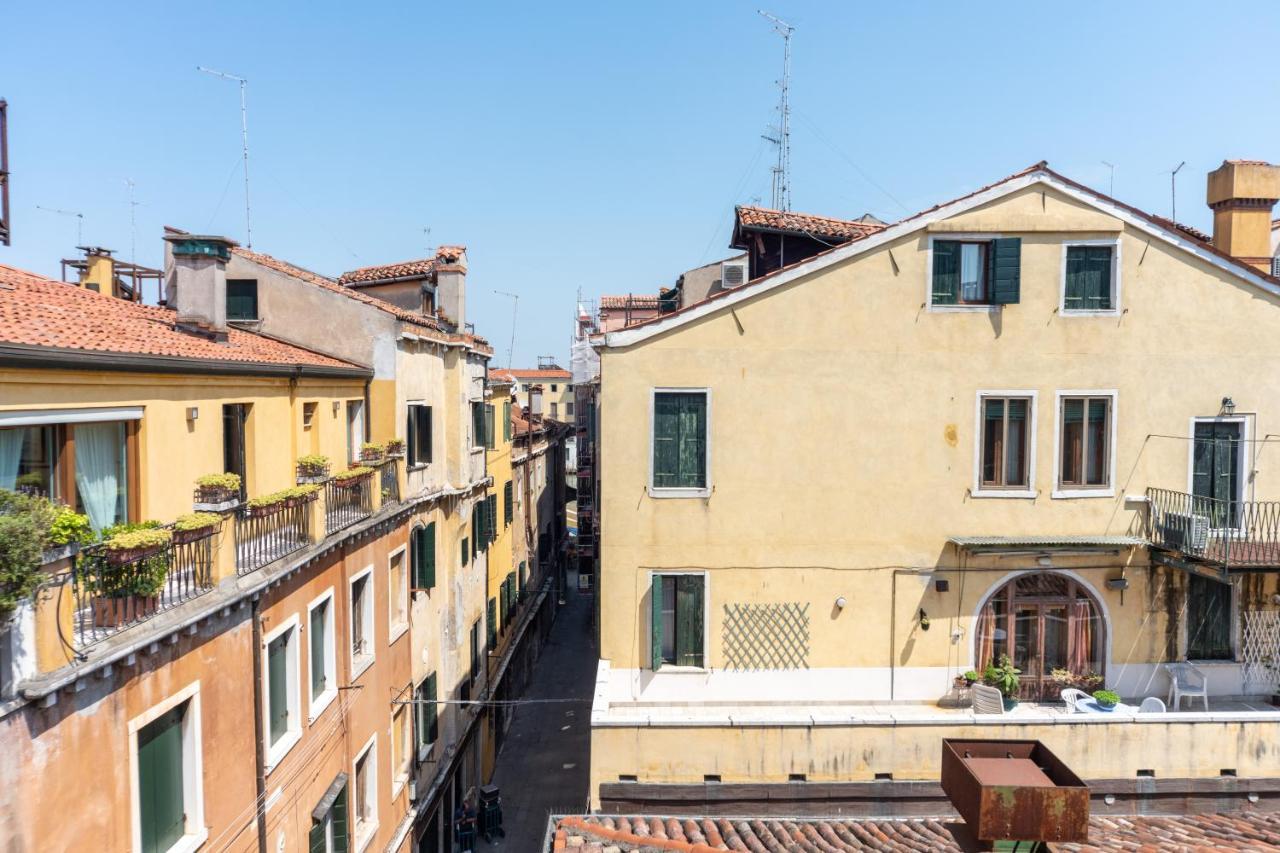 Ca' dei Mercanti Venezia Esterno foto